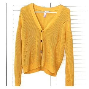 Mustard Yellow Francesca’s Sweater